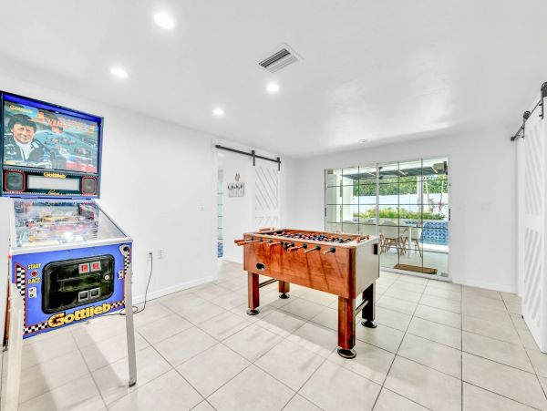 One Block to the Beach Vacation Home on Anna Maria Island