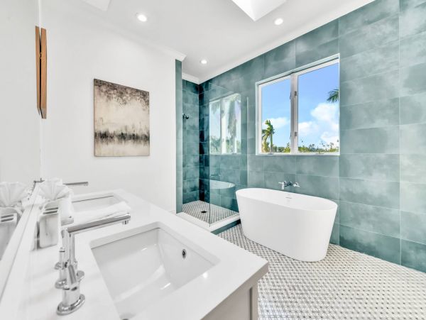 One Block to the Beach Vacation Home on Anna Maria Island