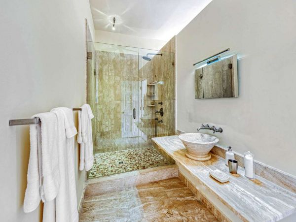 Saint Martin Luxury Six Bedroom Vacation Villa With Pool