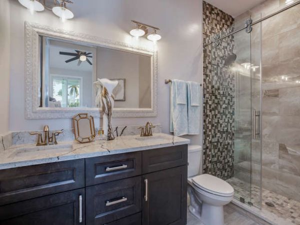 Amazing Duo Two Side by Side Luxury Homes to Sleeps 20 Guest