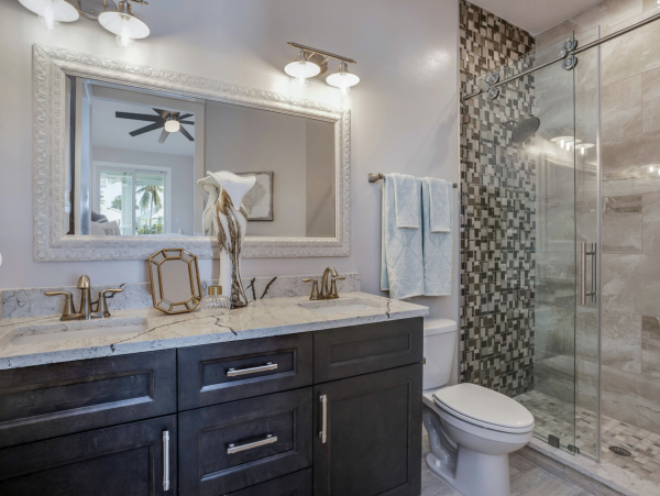 Amazing Duo Two Side by Side Luxury Homes to Sleeps 20 Guest