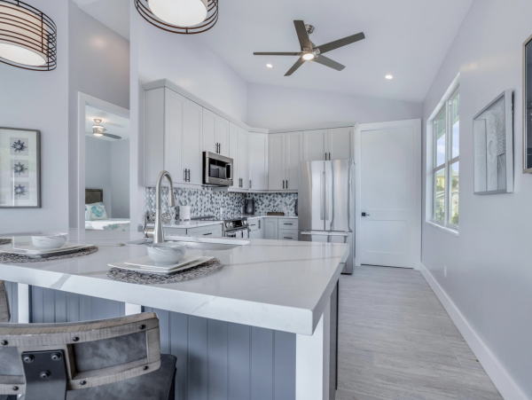 Amazing Duo Two Side by Side Luxury Homes to Sleeps 20 Guest