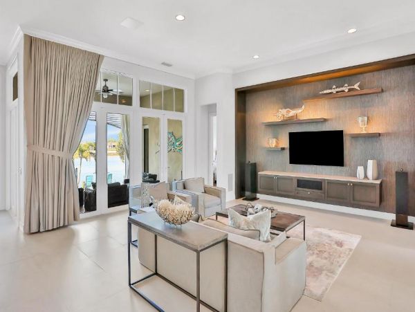 Clearwater Beach Vacation Rental Waterfront Pool Villa