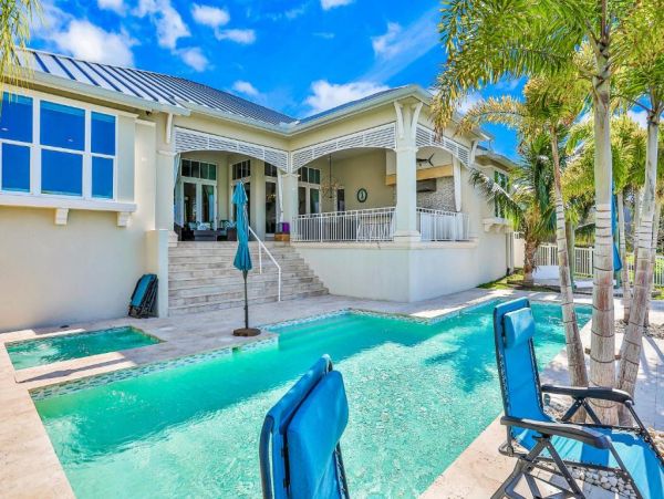Clearwater Beach Vacation Rental Waterfront Pool Villa