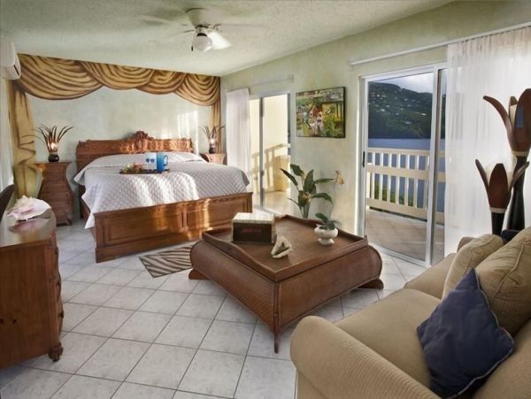 Stunning St. Thomas Vacation Estate with Private Beach