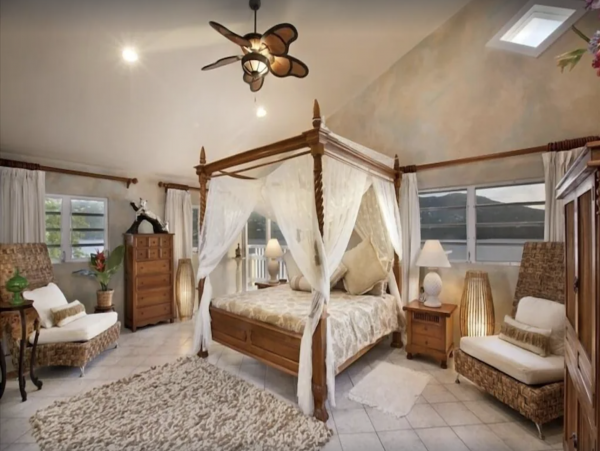Stunning St. Thomas Vacation Estate with Private Beach