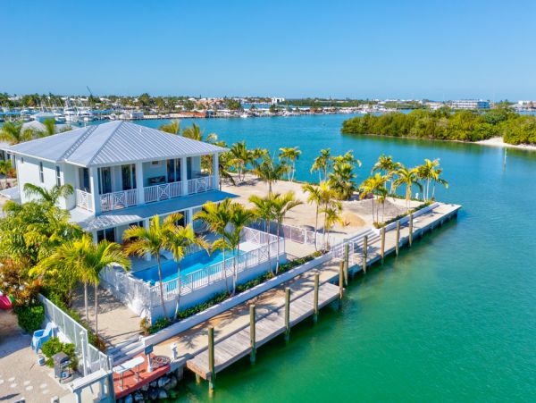Key Colony Waterfront Villa Private Pool Walk To Beach