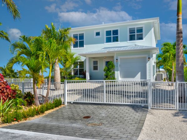 Key Colony Waterfront Villa Private Pool Walk To Beach