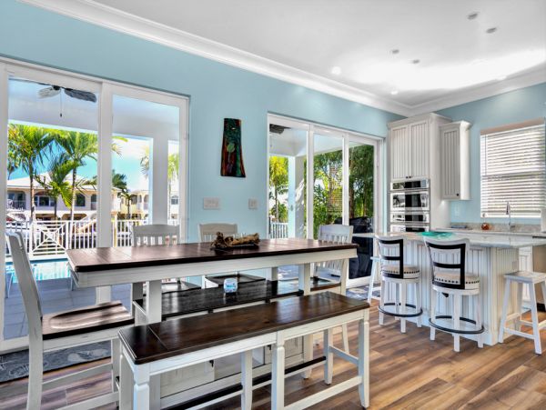 Key Colony Waterfront Villa Private Pool Walk To Beach