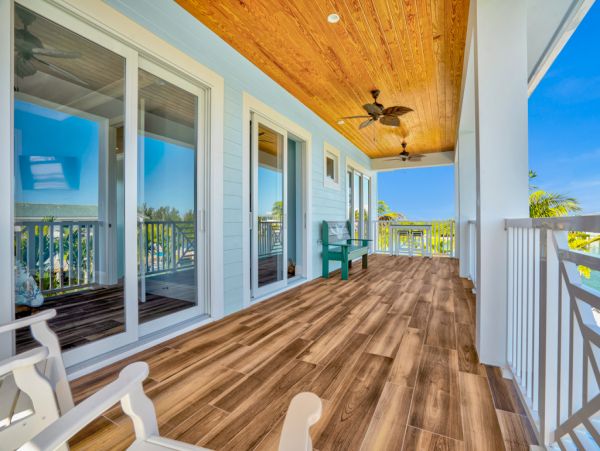Key Colony Waterfront Villa Private Pool Walk To Beach