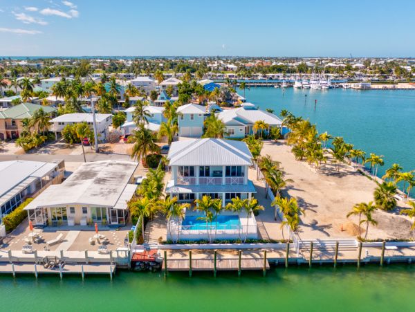 Key Colony Waterfront Villa Private Pool Walk To Beach