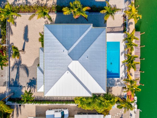 Key Colony Waterfront Villa Private Pool Walk To Beach