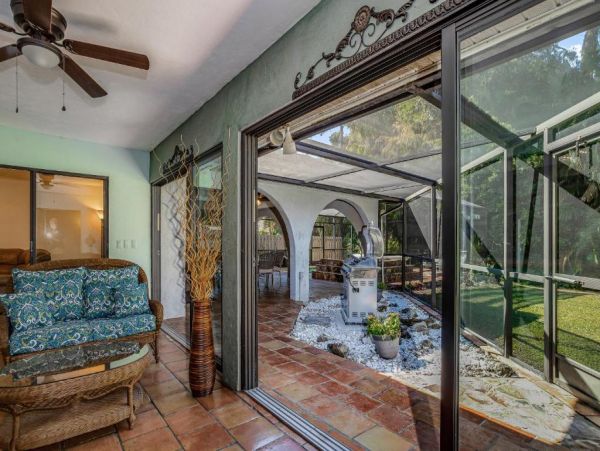 Cozy Single Level Home with Pool & Spa in Bonita Springs