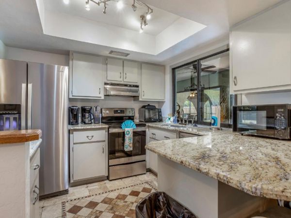 Cozy Single Level Home with Pool & Spa in Bonita Springs