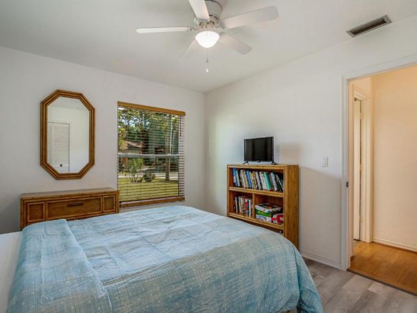 Cozy Single Level Home with Pool & Spa in Bonita Springs