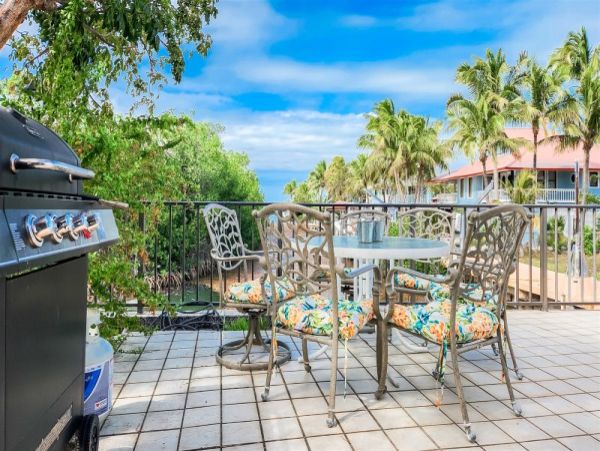 Gulf Side Marathon Home with Private Pool and Boat Dock