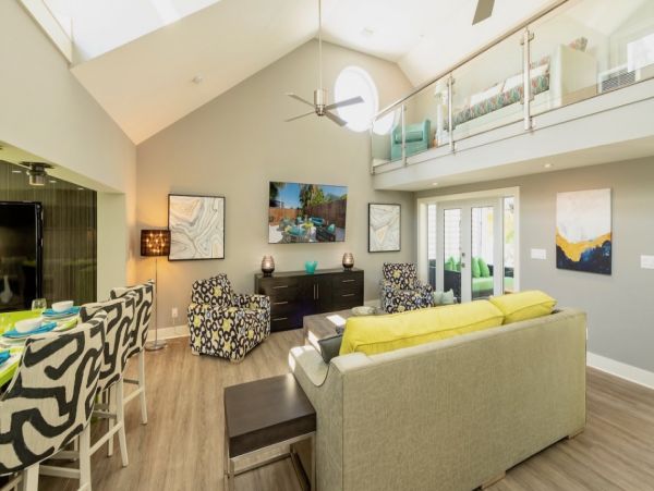 Florida Keys 3 Bedroom Condo Private Rooftop Deck & Pool