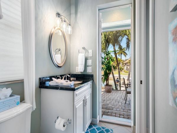 Walk to Beach Marco Island Vacation Home Five Bedrooms