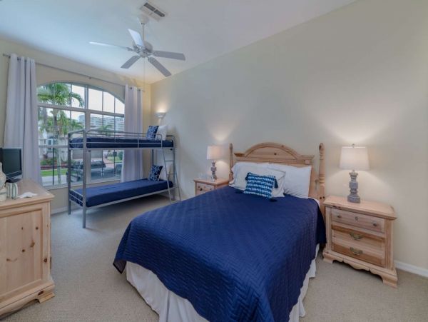 Marco Island Vacation Home 4 Bedrooms with Caged Pool