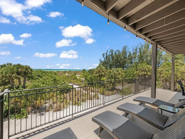 Siesta Key Beachfront Three Bedroom  House Rare Find!