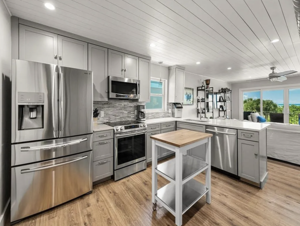 Siesta Key Beachfront Three Bedroom  House Rare Find!