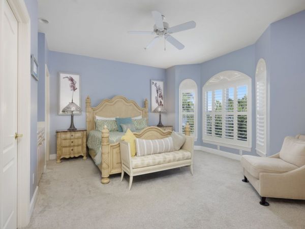 Captiva Island Coastal Escape - Steps to the Beach