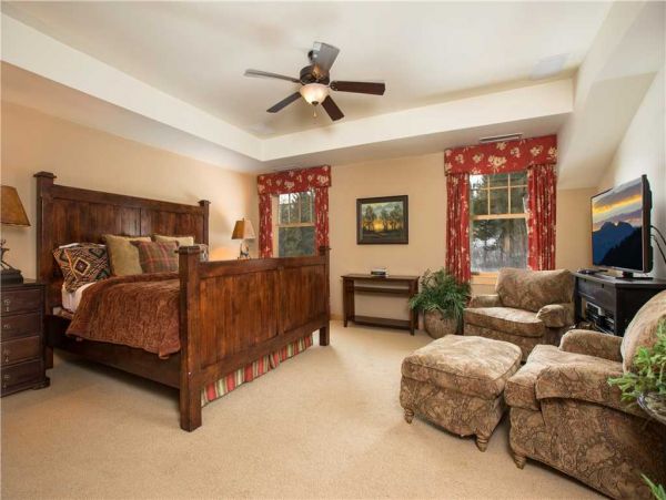 Steps to the Gondola Vacation Rental in Jackson Hole
