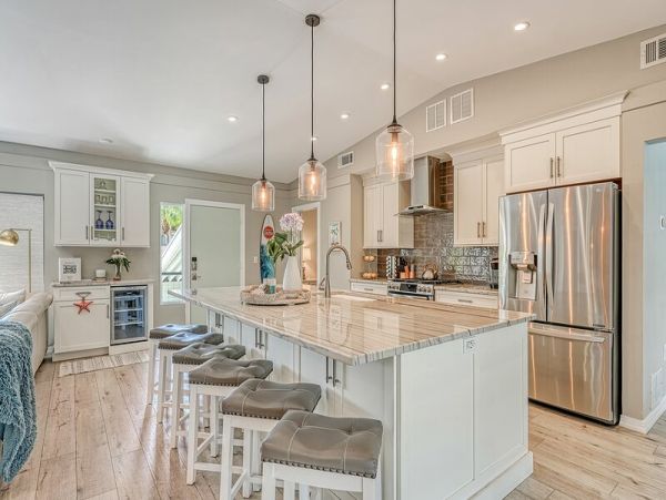 Siesta Key 3 Bedroom Home with Pool & Outdoor Shower