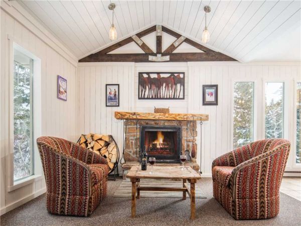 Sitting Area with Fireplace