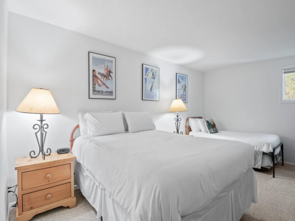 Three Bedroom Mountain View Townhome in Teton Village