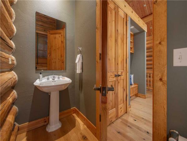 2 Bedroom Condo in Teton