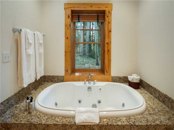2 Bedroom Condo in Teton