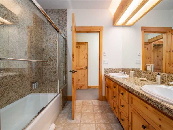 2 Bedroom Condo in Teton