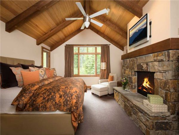 King Master Bedroom w/ Fireplace- Upper Level