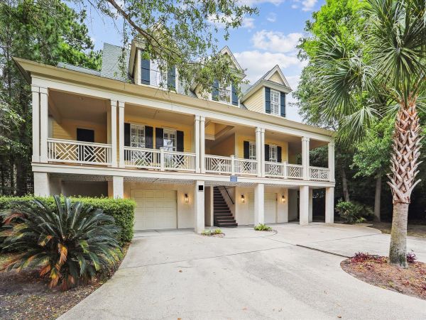 Walk to Beach Vacation Home in Hilton Head Six Bedrooms