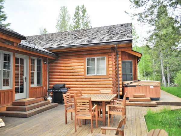 Teton Village Vacation Cabin Sleeps Twelve Bedroom