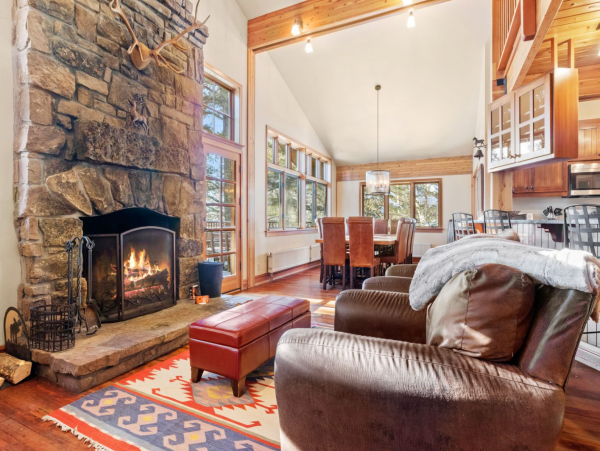 Spacious Five Bedroom Vacation Rental in Teton Village