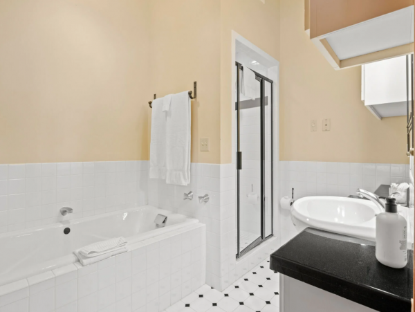 Spacious Five Bedroom Vacation Rental in Teton Village