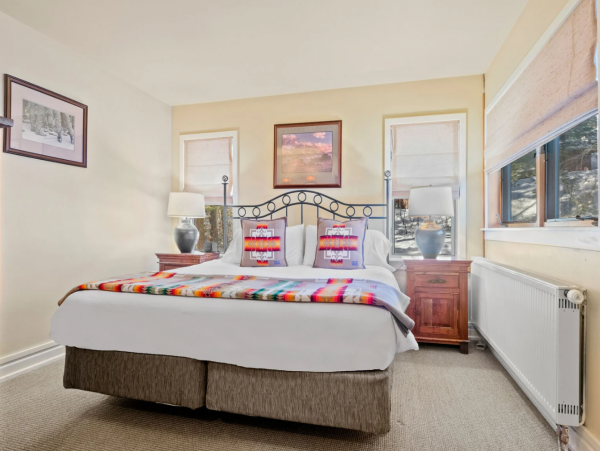 Spacious Five Bedroom Vacation Rental in Teton Village