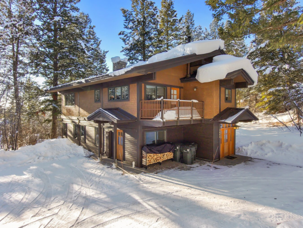 Spacious Five Bedroom Vacation Rental in Teton Village