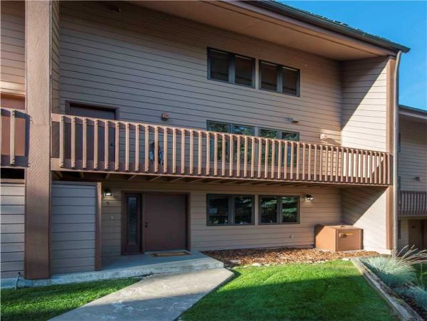 Exterior Entry