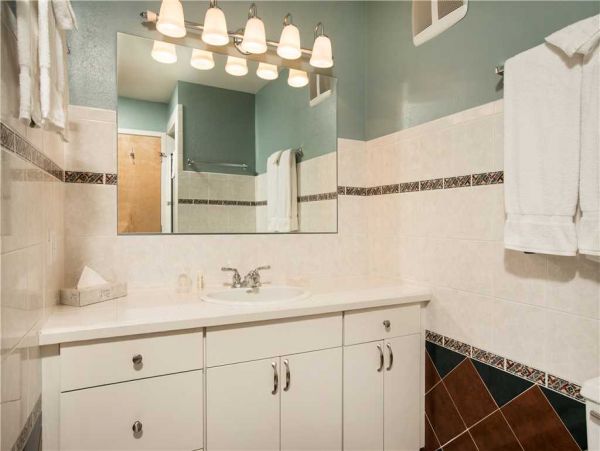 Three Bedroom Vacation Rental in Jackson Village