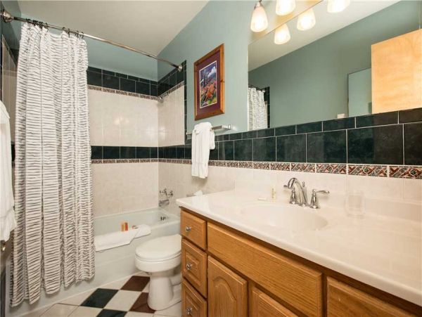 Three Bedroom Vacation Rental in Jackson Village