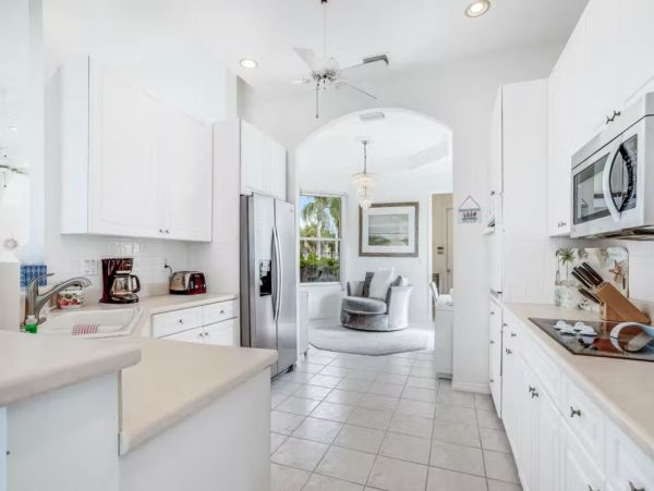 Vacation Rental Pool Home in Cape Coral with Boat Dock