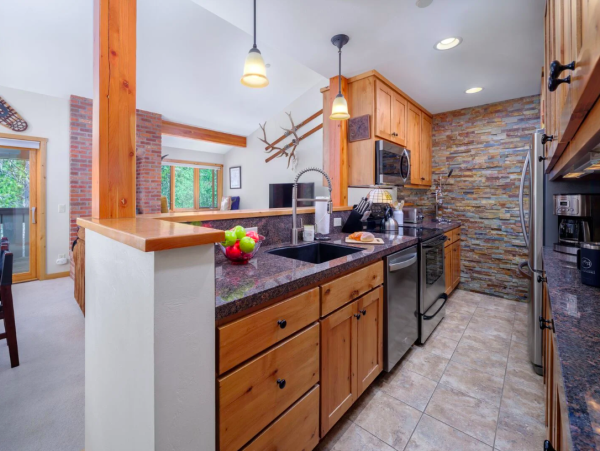 Charming 2-Bedroom +Loft Condo in Jackson Hole