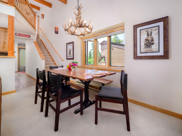 Charming 2-Bedroom +Loft Condo in Jackson Hole