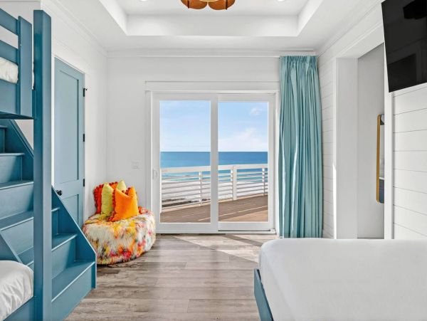 Stunning Beach Vacation Home in Panama Beach 6 Bedrooms