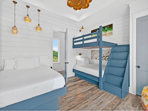 Stunning Beach Vacation Home in Panama Beach 6 Bedrooms