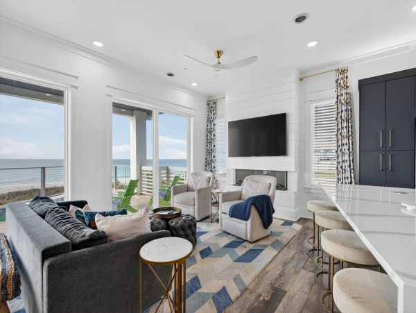 Stunning Beach Vacation Home in Panama Beach 6 Bedrooms