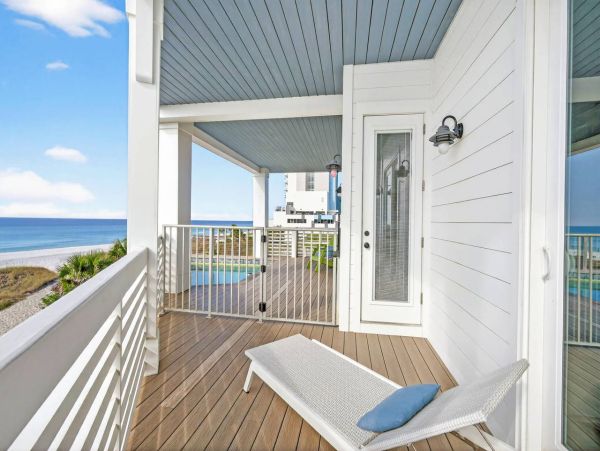 Stunning Beach Vacation Home in Panama Beach 6 Bedrooms